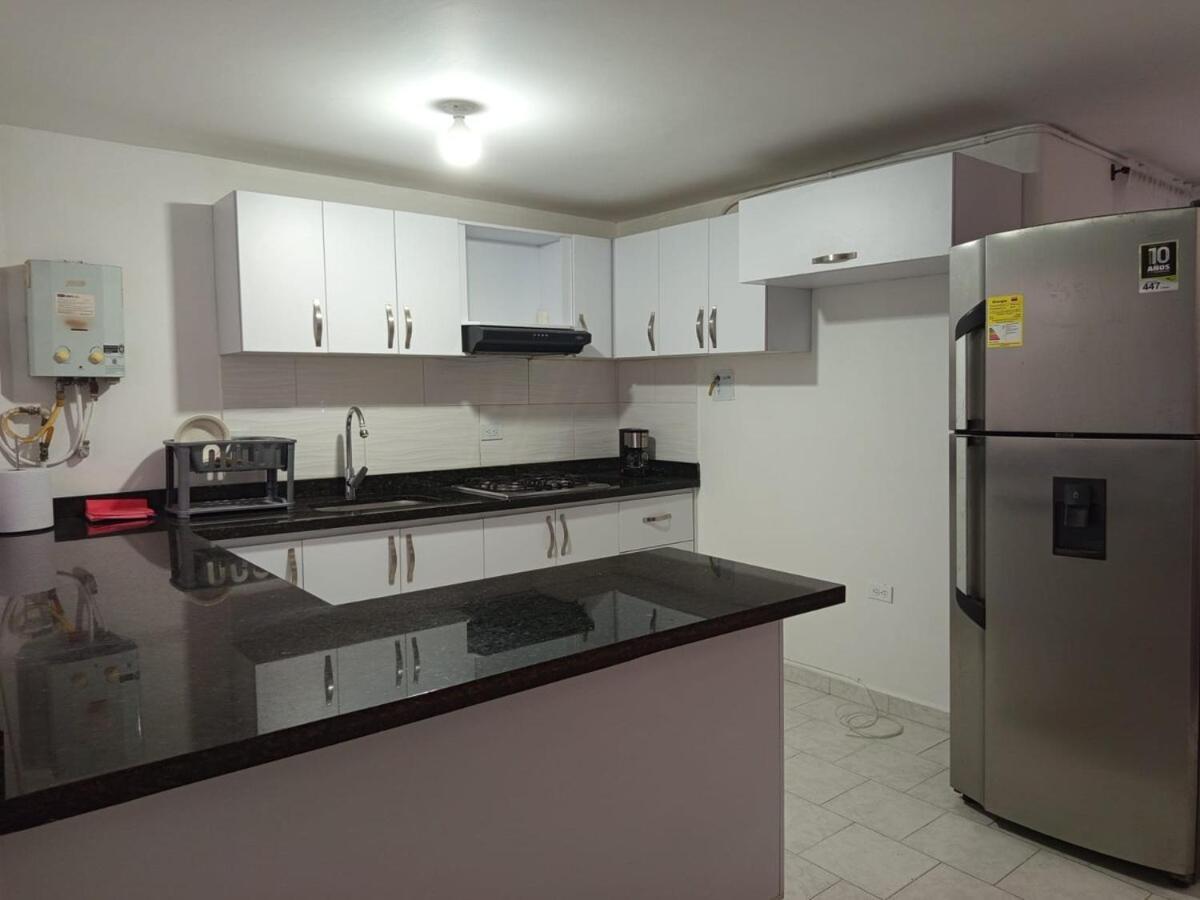 Apartamento Cerca Estacion Floresta *