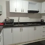 Apartamento Cerca Estacion Floresta