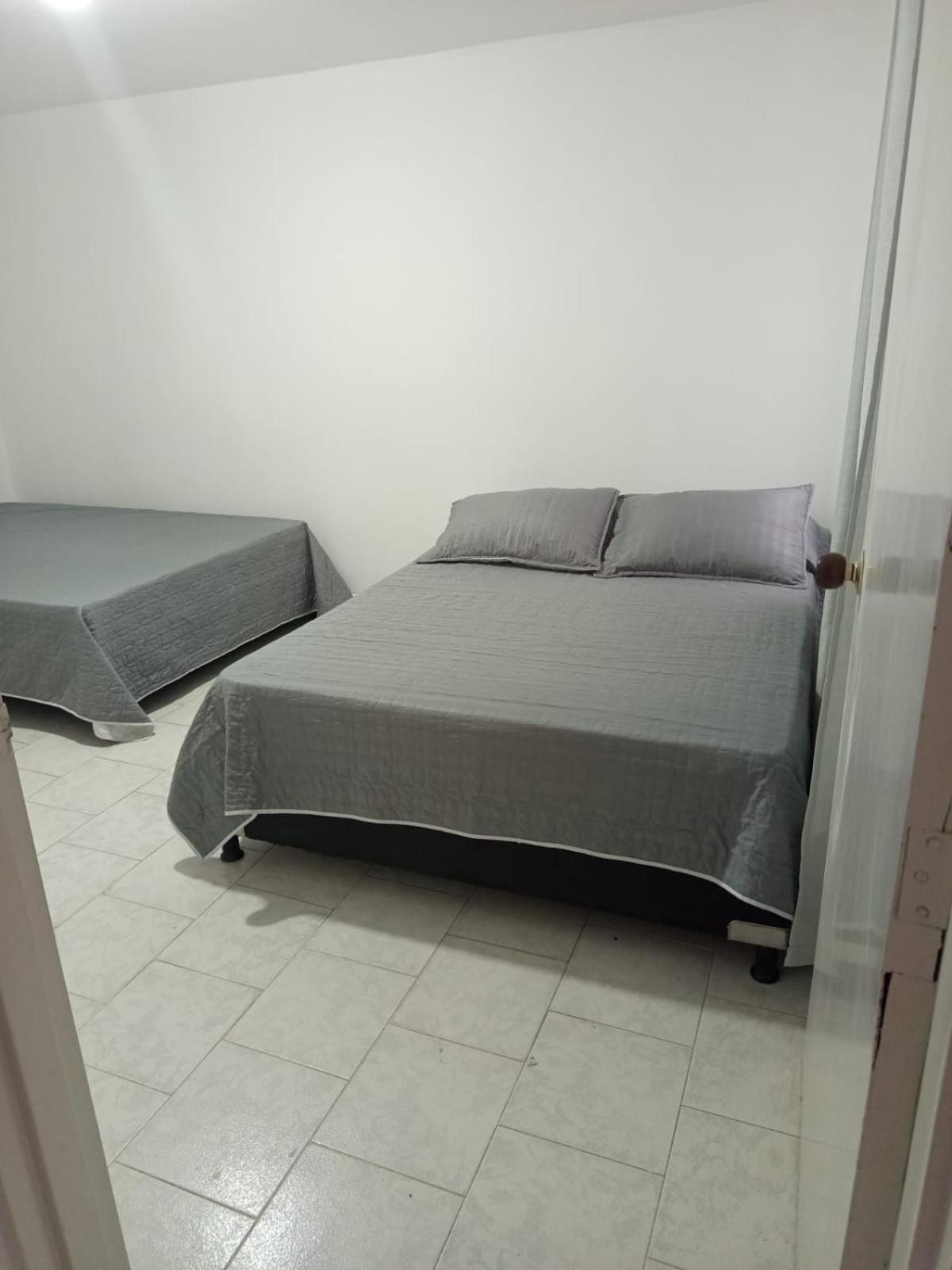 Cerca Estacion Floresta Apartamento